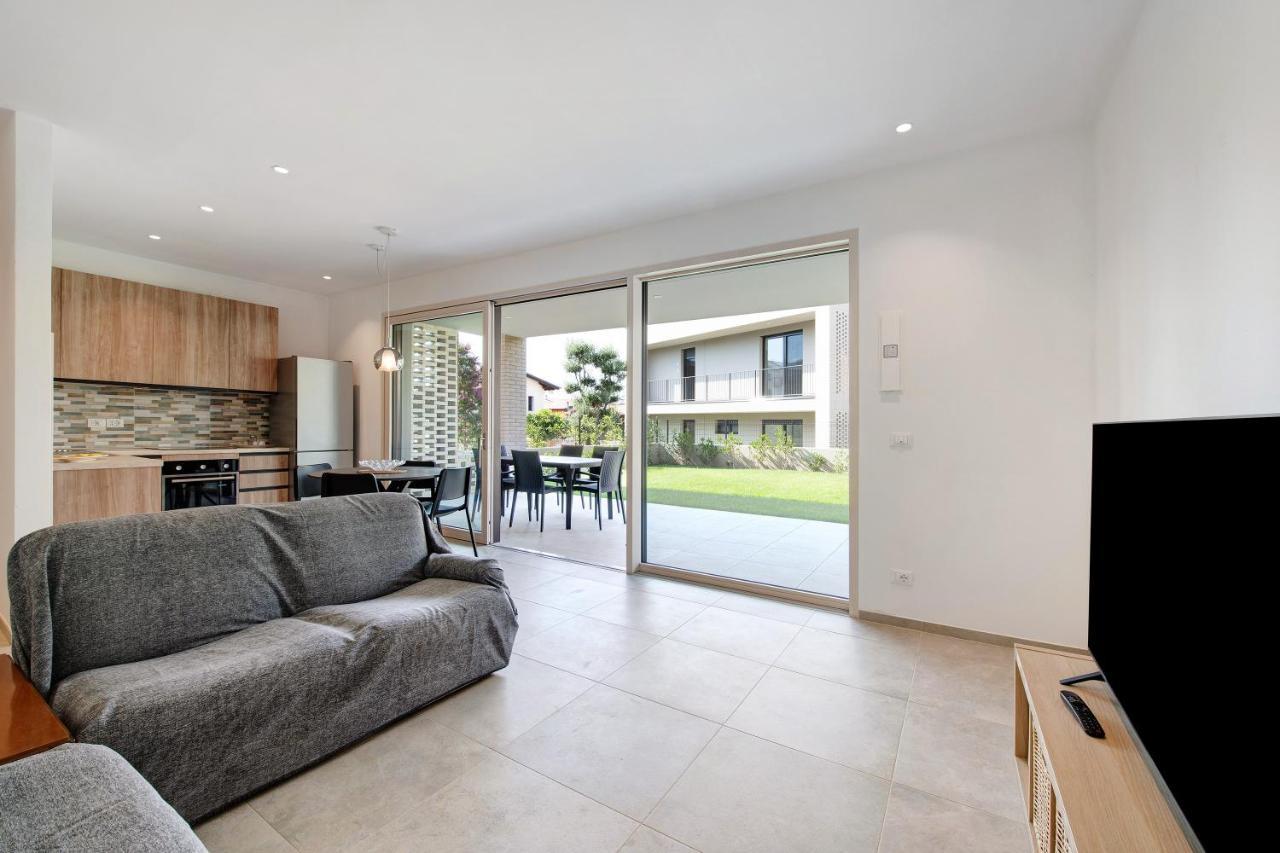 Apartament Garden Borgo Secolo Peschiera del Garda Zewnętrze zdjęcie