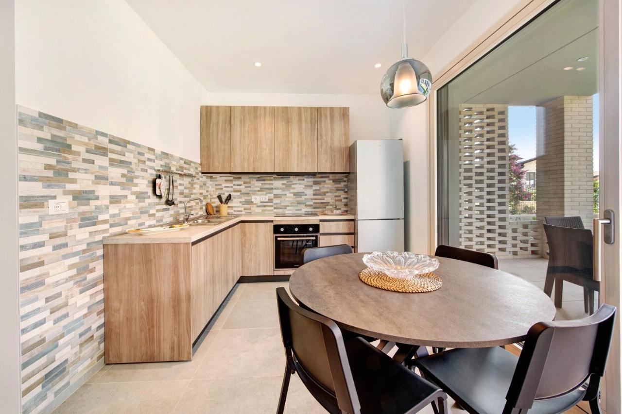 Apartament Garden Borgo Secolo Peschiera del Garda Zewnętrze zdjęcie