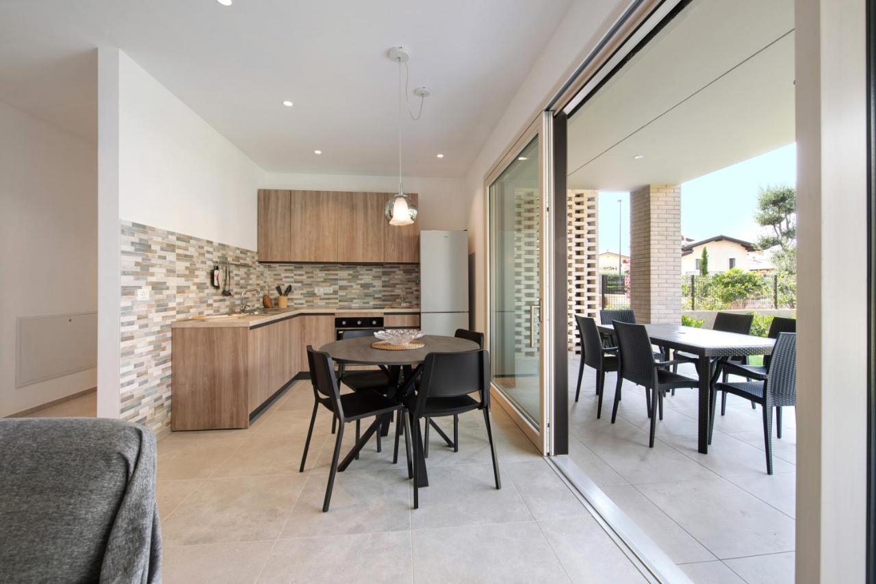 Apartament Garden Borgo Secolo Peschiera del Garda Zewnętrze zdjęcie